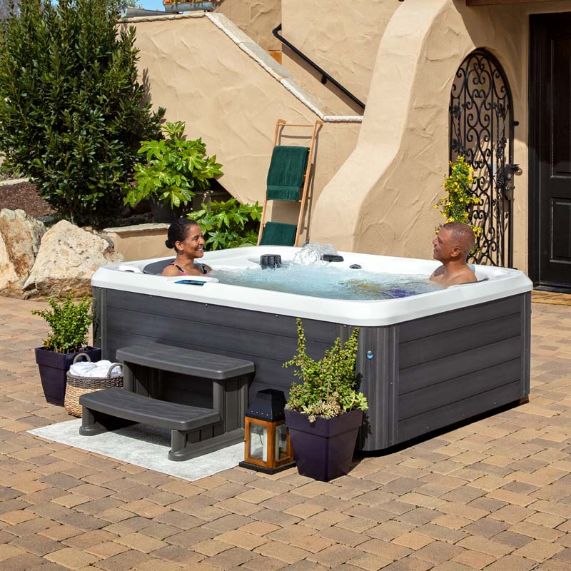 Table d'appoint outdoor jardin piscine spa Lyxo chez KSL LIVING.
